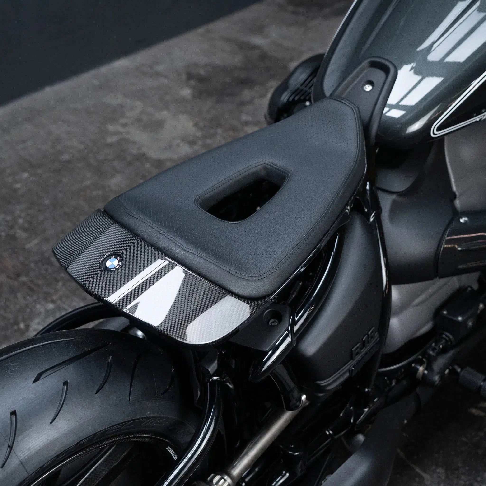 BMW R18 Sitzeinheit 'The Manager'