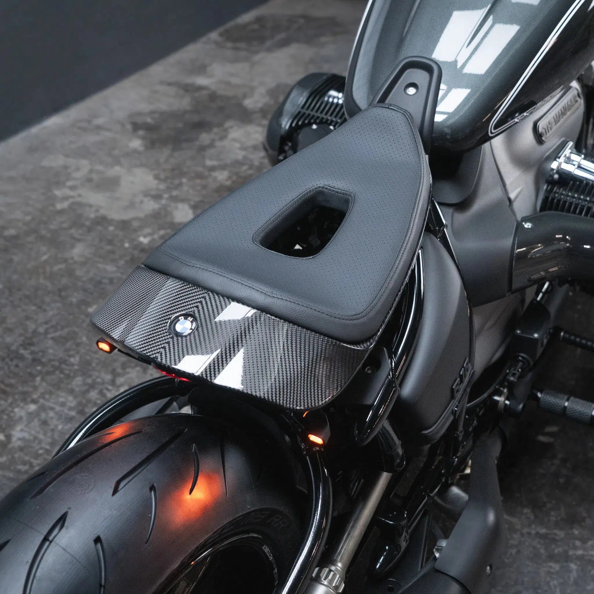 BMW R18 'The Manager' Blinker hinten