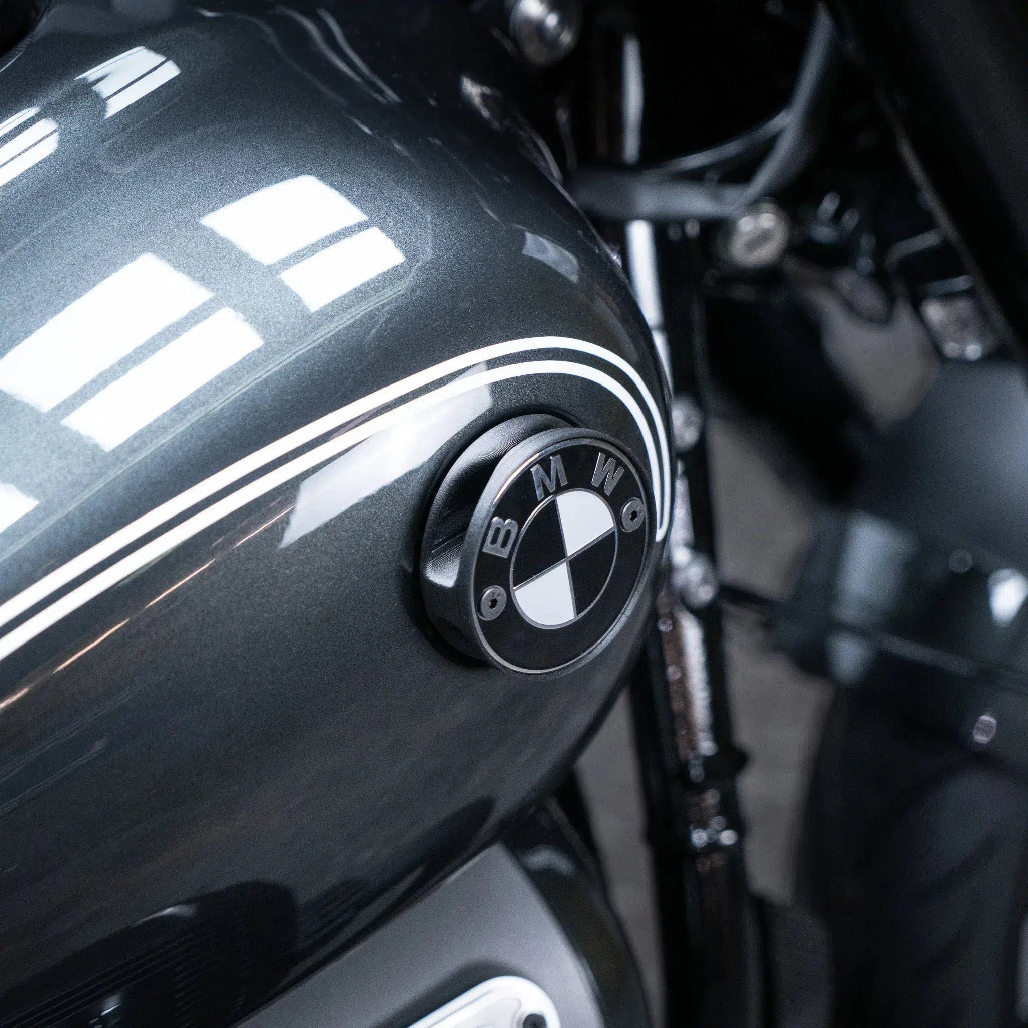 BMW R18 Logo Spacer 'The Manager