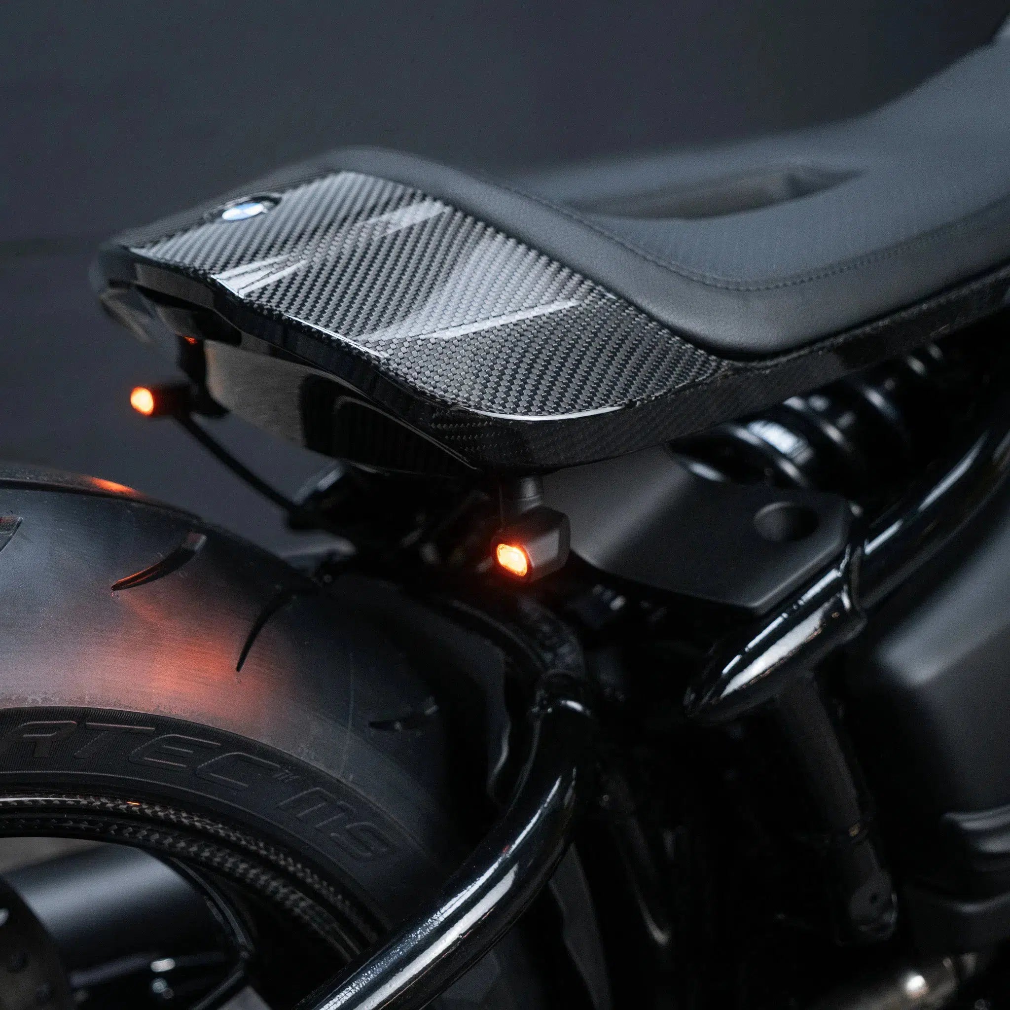 BMW R18 'The Manager' Blinker hinten